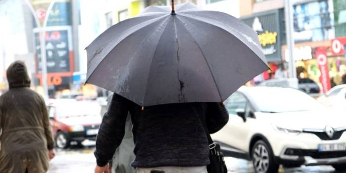 Meteoroloji'den 18 için sarı kodlu uyarı: Sağanak ve fırtına etkili olacak