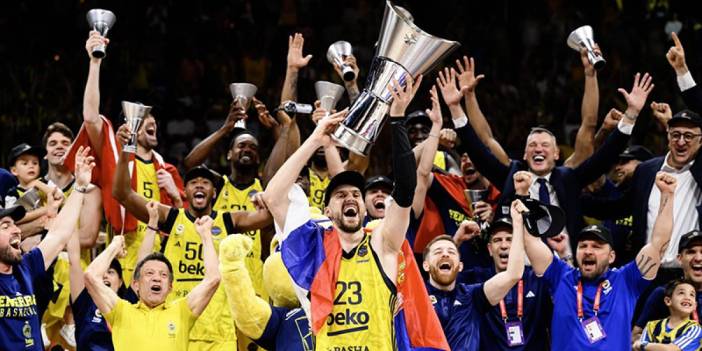 Erdoğan, Fenerbahçe Beko'yu tebrik etti
