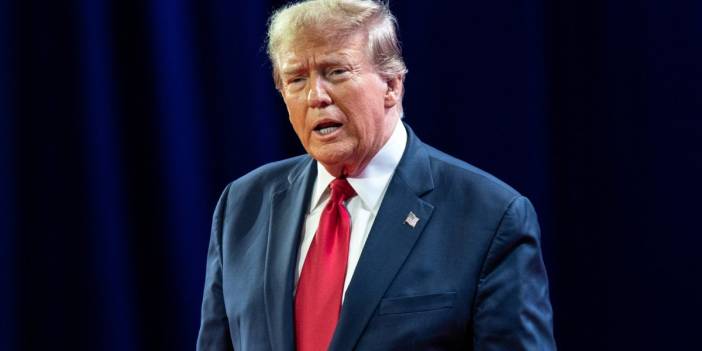 Trump, AB'ye uygulanacak yüzde 50'lik tarifeyi erteledi