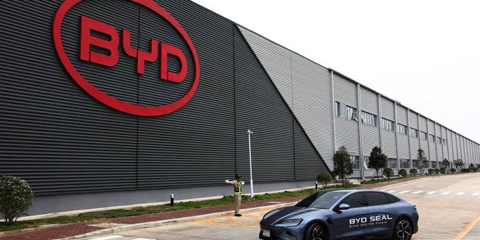 Manisa'da da kuruyordu: BYD, yeni fabrikasını o ülkeye kuruyor! 2 bin kişiye istihdam sağlayacak