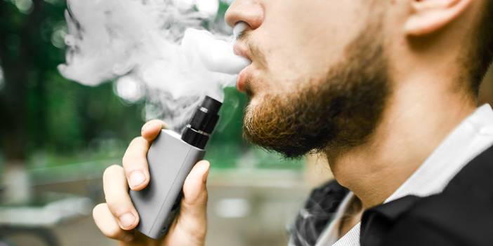 Elektronik sigara diş kaybını tetikliyor