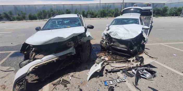Bayramın ilk üç gününde 2 bin 238 trafik kazası: 26 kişi hayatını kaybetti, bin 143 kişi yaralandı
