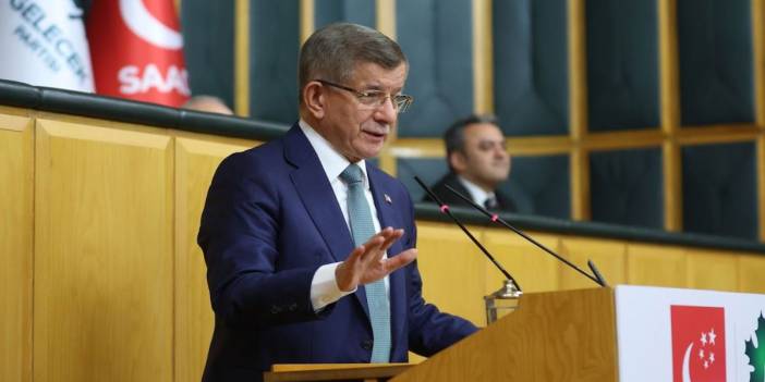 Davutoğlu'ndan Madleen'e destek çağrısı: Bayram sonrası Gazze’ye gideceğim