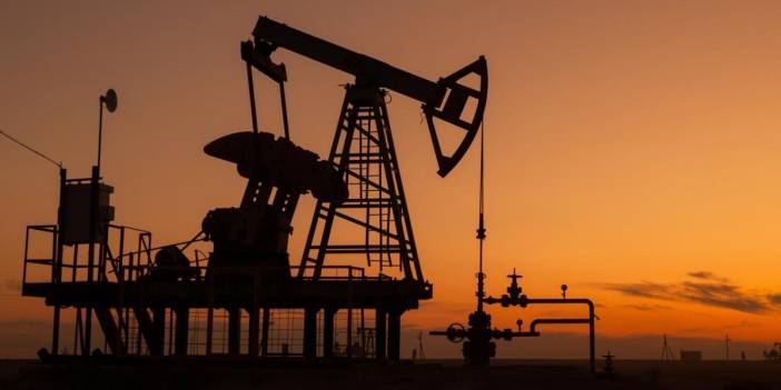 Ortadoğu'da gerilim tırmanıyor: İsrail'in İran saldırısı sonrası petrol fiyatları fırladı