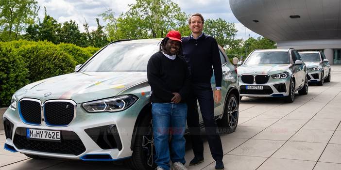 Hidrojenle çalışan BMW iX5 sanat ile buluştu