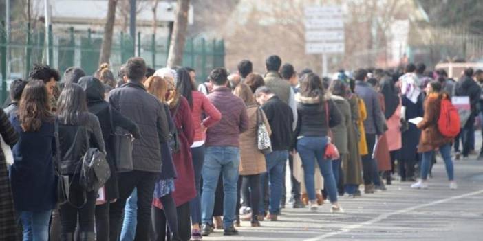 TÜİK verileri: 13 milyon kişi işsiz, üniversiteliler İŞKUR sırasında! Her dört iş arayandan biri üniversite mezunu