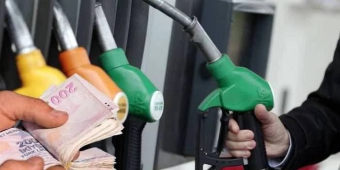 İran-İsrail gerilimi pompayı vurdu! Akaryakıt fiyatlarında yeni rekor! Benzin ve motorin 50 TL'yi aştı: Yeni akaryakıt fiyatları