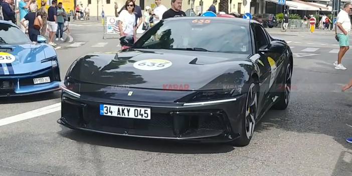 İtalya'da Türkiye'yi temsil ediyorlar: 1000 Miglia Ferrari Tribute'da Türk çift