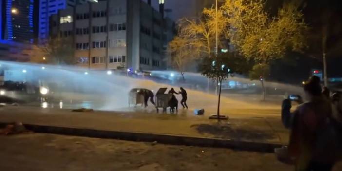 İzmir’de İmamoğlu’na destek veren çocuklara polis müdahalesi: Gözaltına alınan 23 çocuk darp edildi