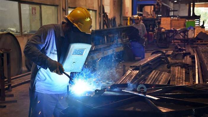 Avrupa'da birinciyiz: Ama bu kez mesai saatleriyle! Çalışma saatleri arş-ı âlâda, maaşlar yerin dibinde