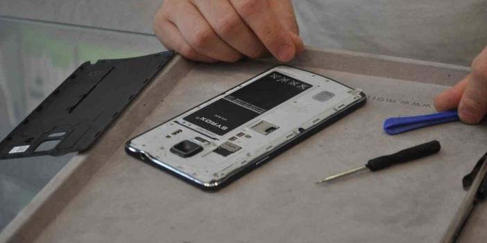 Telefonunuz tehlikede! Tamircilerden sıcak havalar için kritik uyarılar