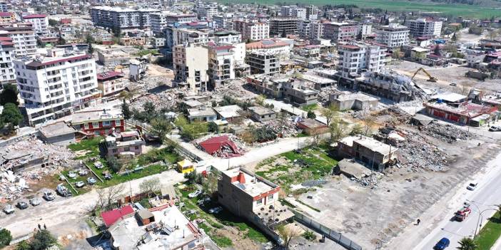 'Yerinde dönüşüm' inşaatı bitmeden depremzedenin kredisi başlıyor! Ev yok borç var