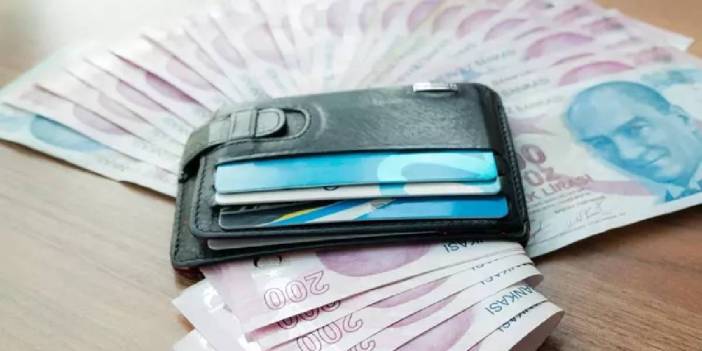 Faizler uçtu, kredi çeken yandı! Aylık taksitlerde rekor rakamlar: 400.000 TL’nin geri ödemesi katlandı