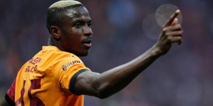 Victor Osimhen bombasını patlattılar! Nijeryalı golcünün yeni takımını canlı yayında açıkladılar