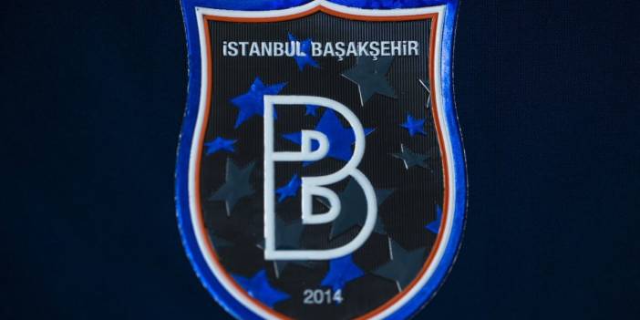 Başakşehir yeni transferini resmen açıkladı: İmzalar atıldı