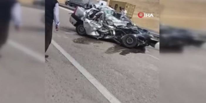 Yozgat’ta feci kaza... Kamyonla otomobil çarpıştı: 3 ölü, 2 yaralı
