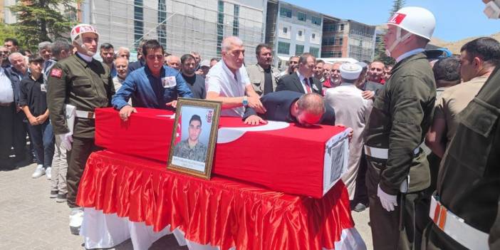 Şehitlere veda: Gözyaşları içinde son yolculuklarına uğurlandılar