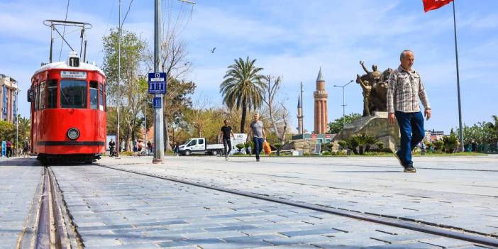 Büyükşehir’in toplu ulaşım araçları 15 Temmuz’da ücretsiz