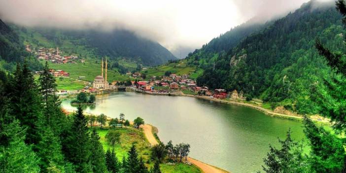 Elinizi çabuk tutun artık Uzungöl'ü göremeyeceksiniz! Trabzon için kırmızı alarm verildi