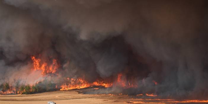 Sakarya’daki orman yangını 24 saati aştı: Alevler Bilecik’e yaklaştı