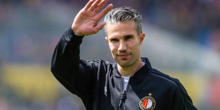 Feyenoord Teknik Direktörü Robin Van Persie, Fenerbahçe eşleşmesi için konuştu: Yapacak bir işimiz var