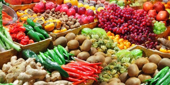 Türkiye’de sofra krizi: Meyve ve sebze artık adetle satılıyor