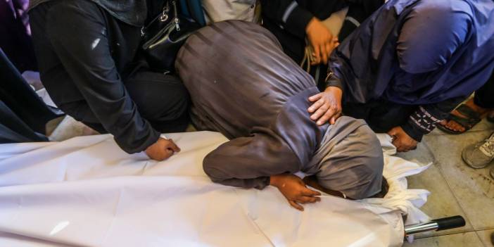 Gazze'de can kaybı 60 bin 933'e yükseldi