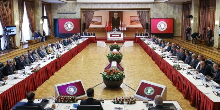 Komisyon üçüncü kez toplanıyor: İYİ Parti'yle yeniden temas kurulacak