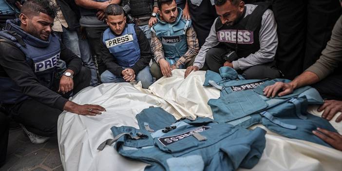 İsrail, gazetecilerin çadırını vurdu: Gazze'de 5 gazeteci hayatını kaybetti