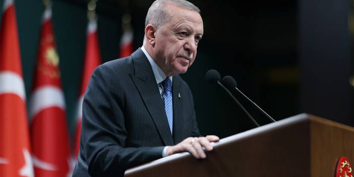 Erdoğan'dan usulsüz diploma soruşturması açıklaması: Önlerine gelene kara çalıyorlar