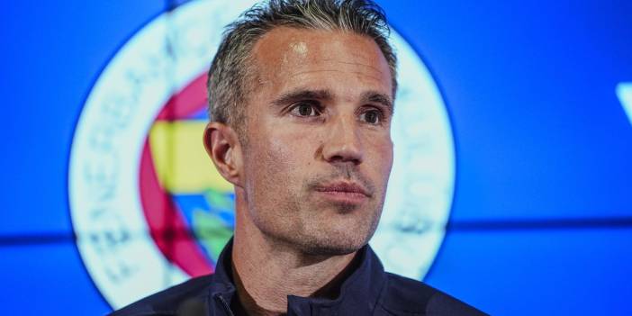 Van Persie'den Fenerbahçe taraftarını kızdıran açıklama: Tur atlarsak sevineceğim