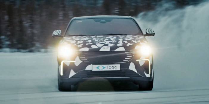 Sedan model T10F'in nefes kesen kış testi videosu yayınlandı! TOGG'dan yeni gövde gösterisi