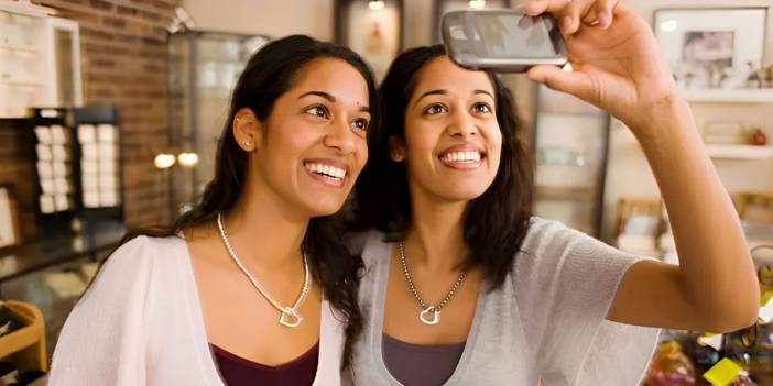 Gerçekten de şaşırtıcı: Boşanma kararı bile genetik mi? İkizler araştırmasının şok edici bulgusu