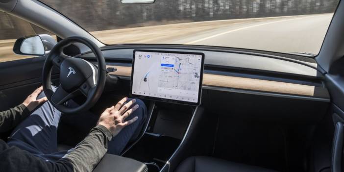 Tesla sahipleri dikkat! Kaçırılmayacak fırsat: FSD'ye geçişin en kolay yolu açıldı!