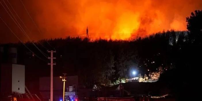 Çanakkale’de orman yangını büyüyor: Dört köy boşaltıldı