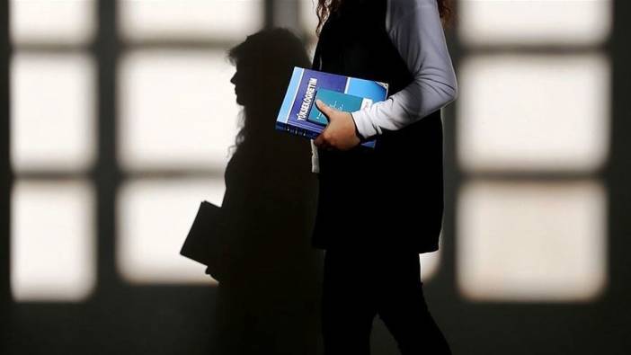 Alarm zilleri çalıyor! Akademi, liyakat yerine sadakate teslim oldu