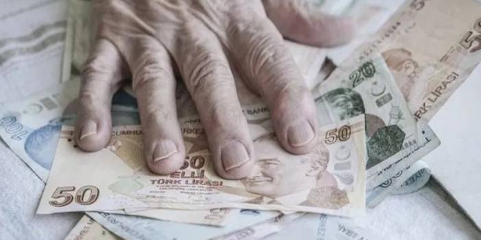 Emekliye seyyanen zam geliyor mu? SGK uzmanından kritik açıklama