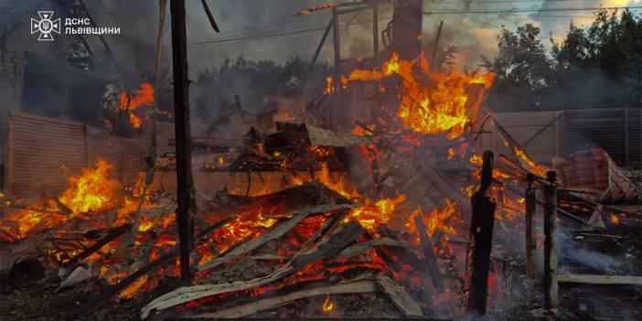 Barış görüşmeleri sürerken Rusya'dan yeni saldırı! Ukrayna'da ağır yıkım