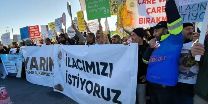 SMA/DMD stantları kaldırıldı: "Ya ilaçları karşılayın ya yardımı kesmeyin"