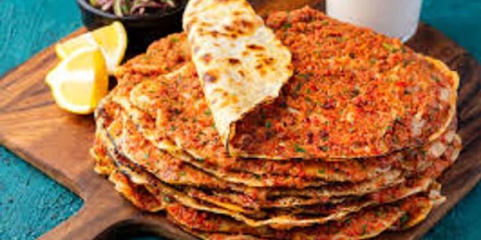 Sahte et skandalı büyüyor: Lahmacunda kanatlı ve sakatat çıktı