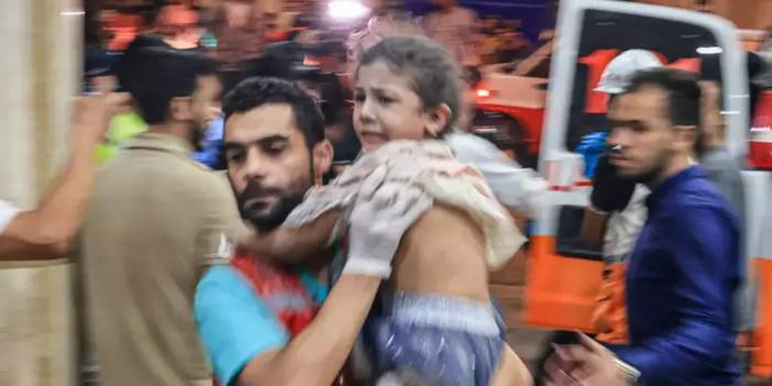 Gazze’de Nasser Hastanesi’ne saldırı: 15 ölü