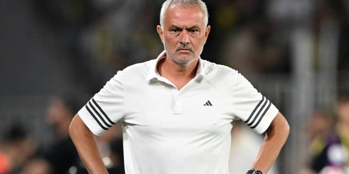 Mourinho Fenerbahçe yönetimini basın toplantısında yerden yere vurdu: Madem önemliydi neden alınmadı?