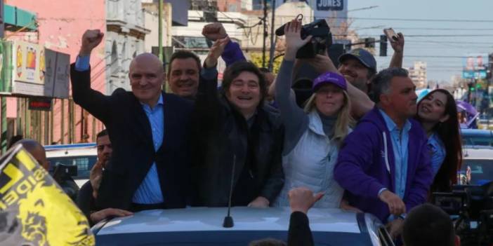 Seçim kampanyasına çıkmıştı: Arjantin Devlet Başkanı Milei’ye taşlı saldırı