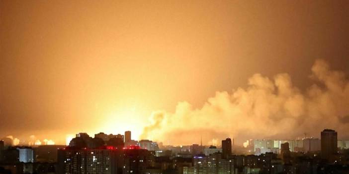 Rusya, Kiev'de AB ve İngiliz Konseyi ofisleriyle Azerbaycan Büyükelçiliğini vurdu