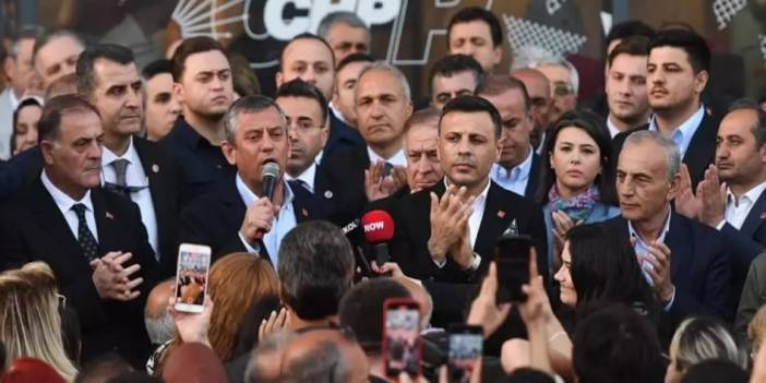 Mahkeme İstanbul il başkanını görevden aldı: CHP'ye kayyum