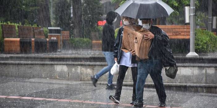 Sakarya için kritik uyarı! Meteorolojiden saat verildi: O afetlere karşı tedbirinizi alın