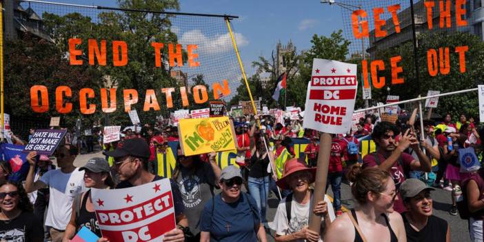 Washington'da, Trump'ın kente Ulusal Muhafız konuşlandırmasına protesto