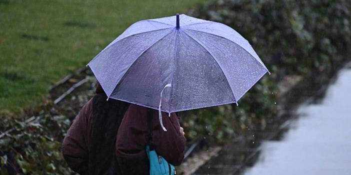 Meteoroloji İstanbul dahil 10 ili uyardı: Sağanak yağış bekleniyor