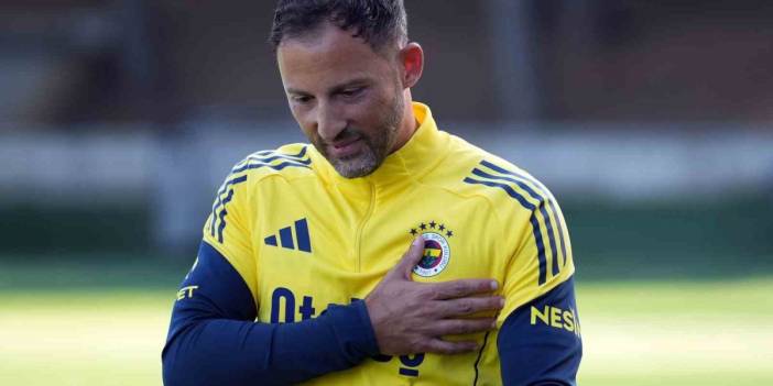 Fenerbahçe'nin yeni Teknik Direktörü Domenico Tedesco sahaya indi: ilk idman