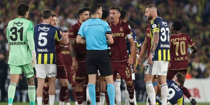 Fenerbahçe- Trabzonspor derbisi New York Times manşetinde: Trabzonspor'un golü şeytani bir VAR kararıyla iptal edildi